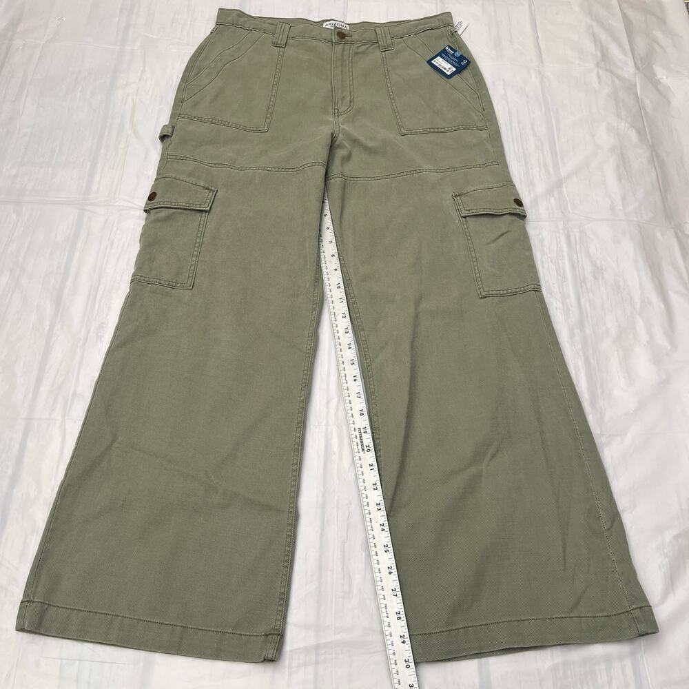 Arizona Women's High-Rise Straight Cargo Green Pant-Juniors Size 13 - Picture 4 of 10